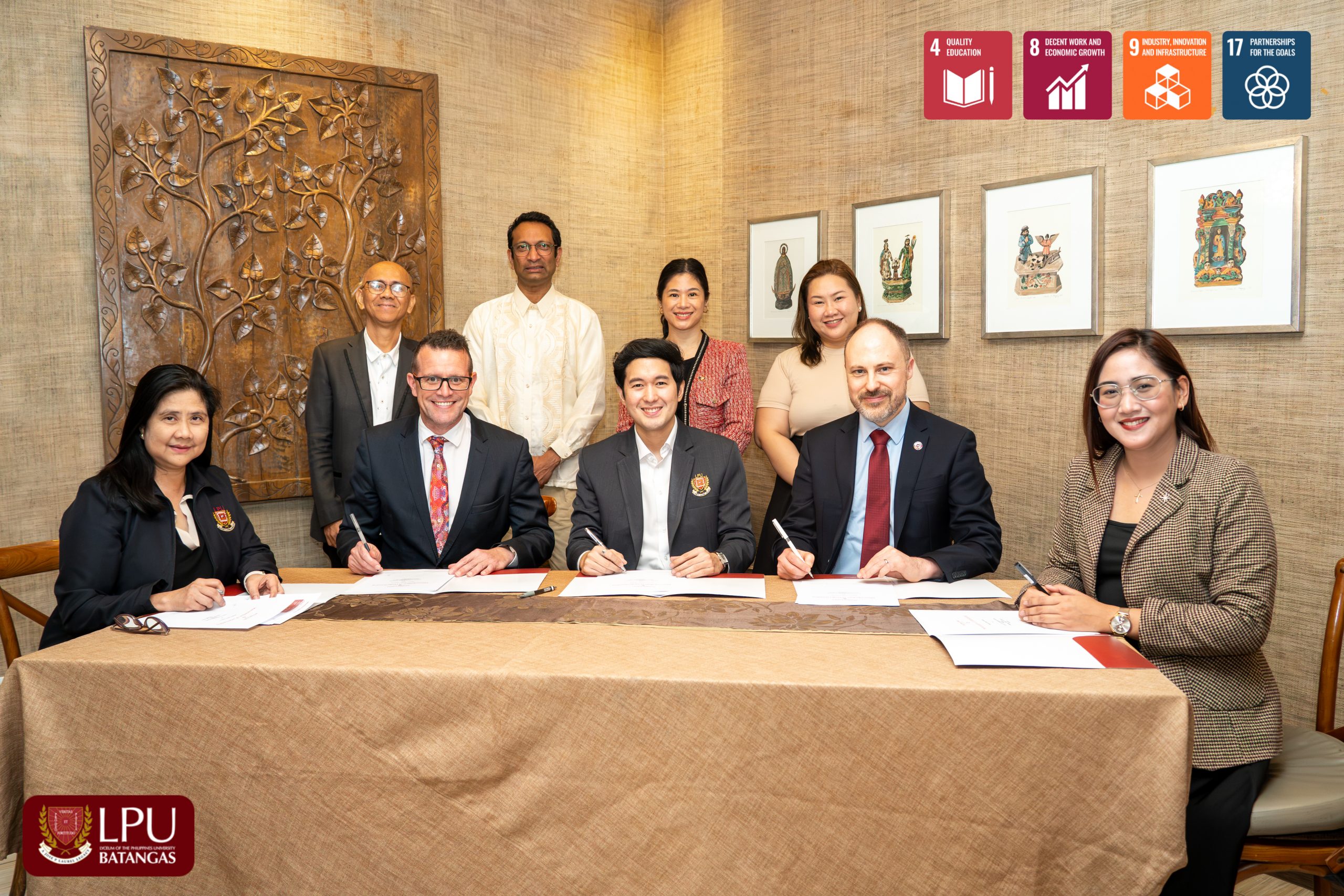 MOA Signing with Sydney University (4)